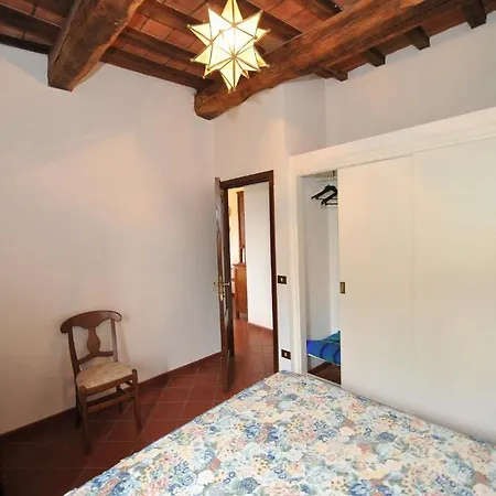 Podere Monte Petreto Alloggio per agriturismo *