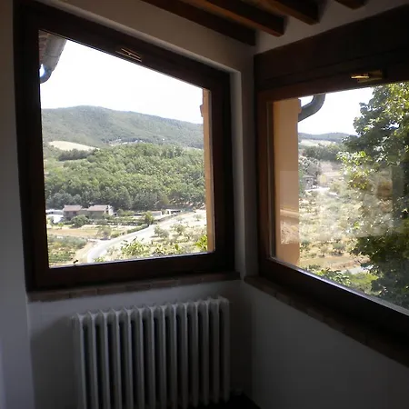 Podere Monte Petreto ファームステイ San Savino